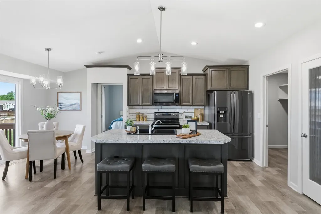 1809 S Stephanie Street Wichita KS 67207-1136
