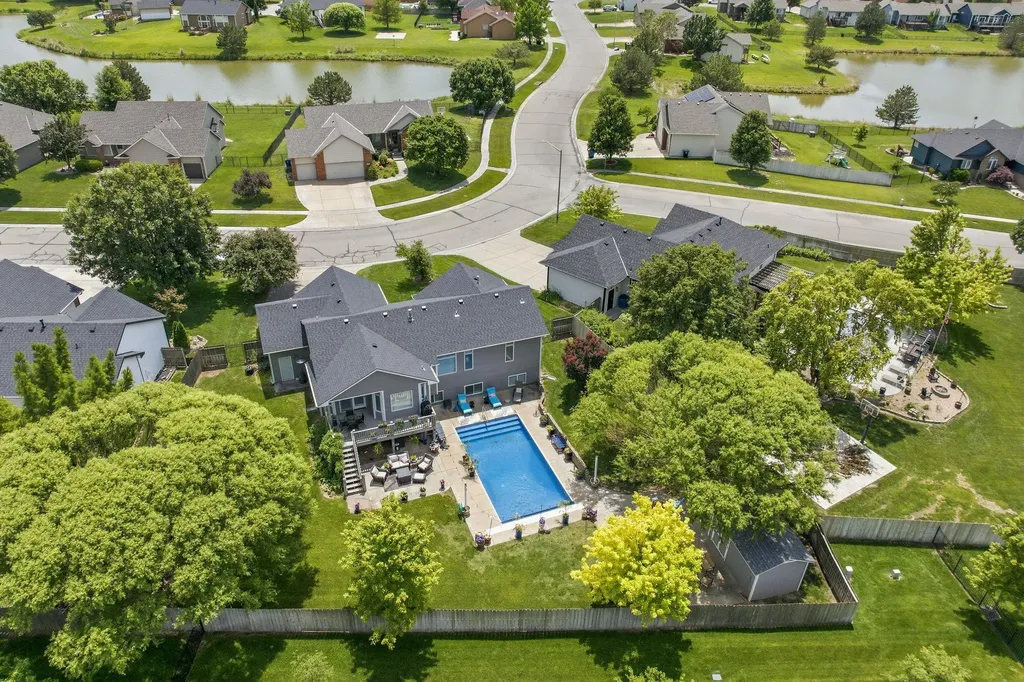 6306 W Brookview Street Wichita KS 67205