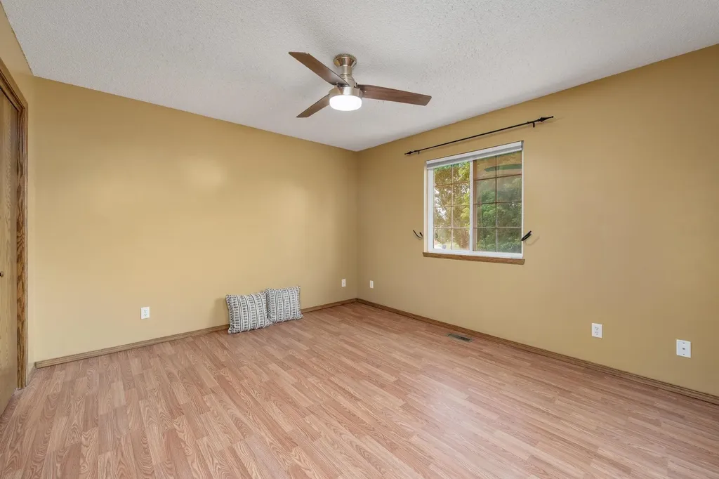 1537 E Summerwood Court Goddard KS 67052