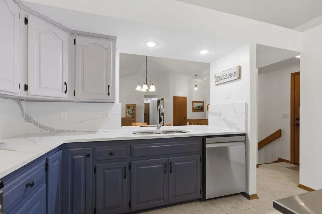 2120 S Linden Court Wichita KS 67207