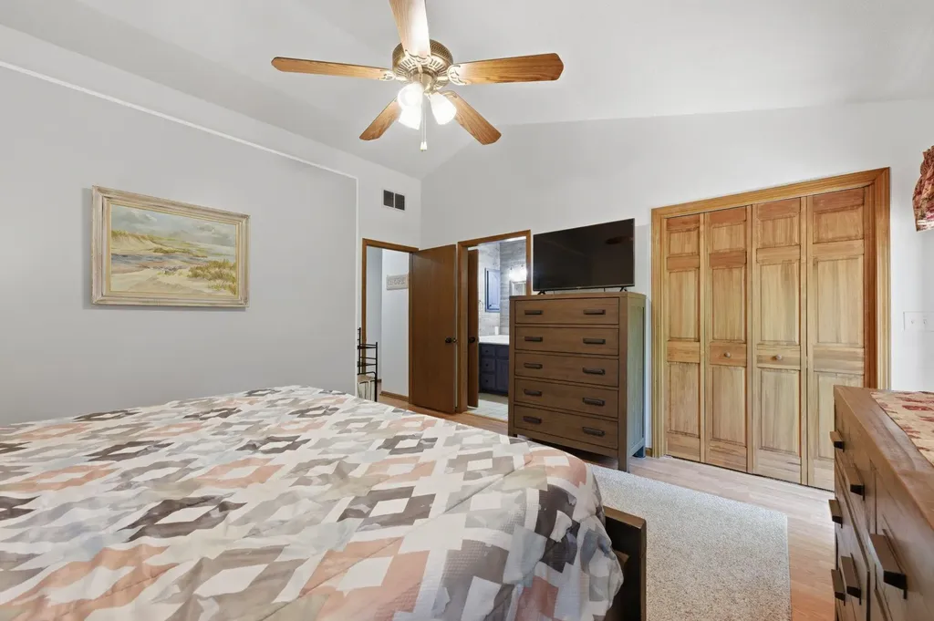 2120 S Linden Court Wichita KS 67207