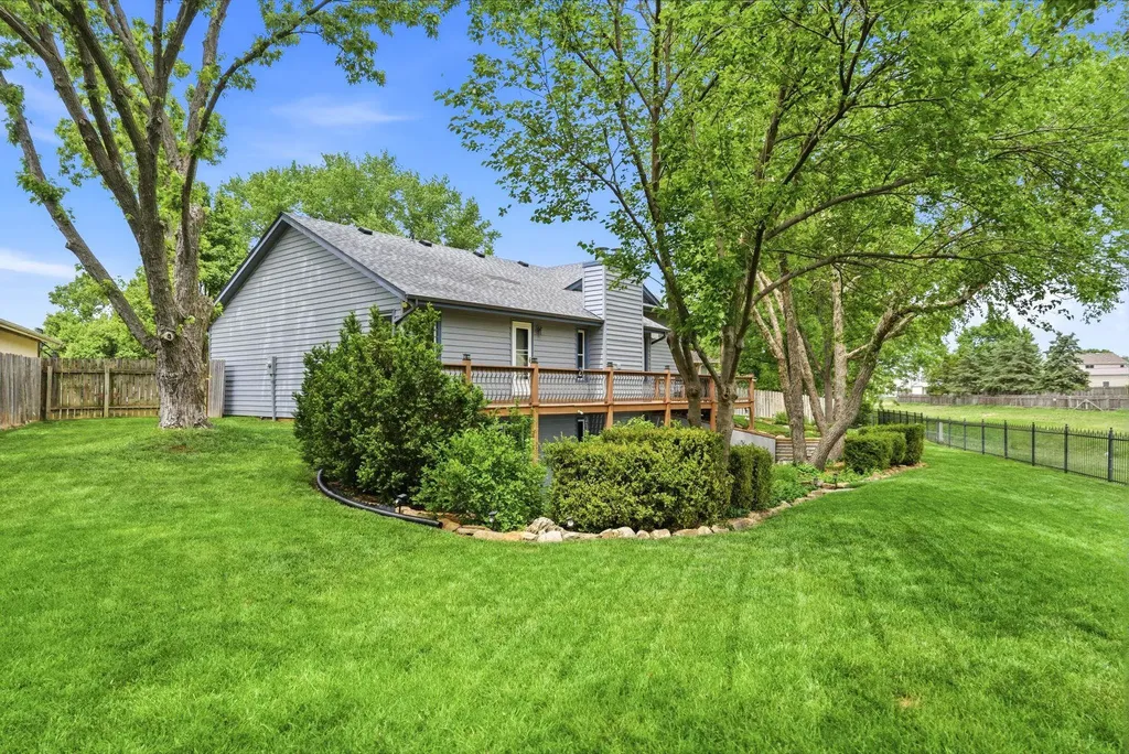 2120 S Linden Court Wichita KS 67207