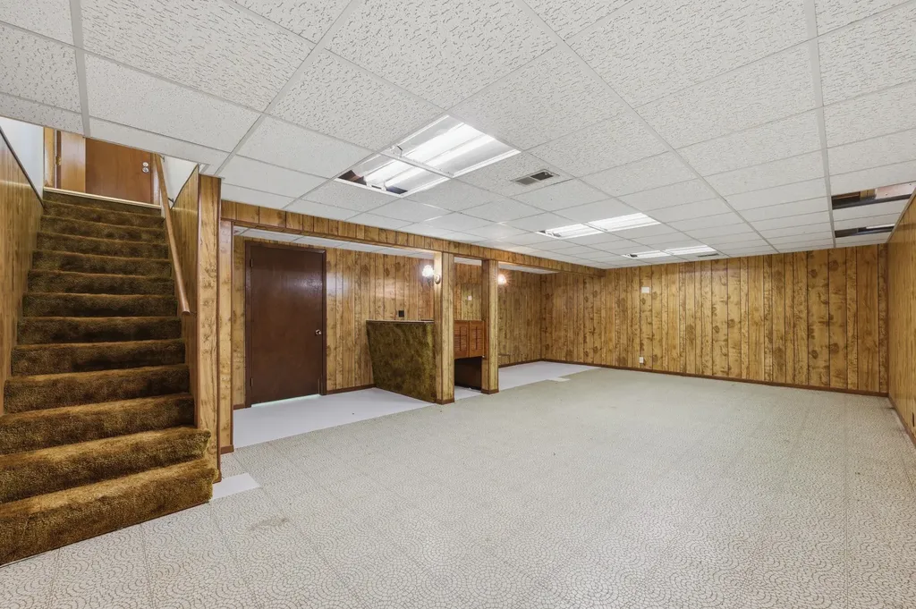 1635 N Kessler Avenue Wichita KS 67203