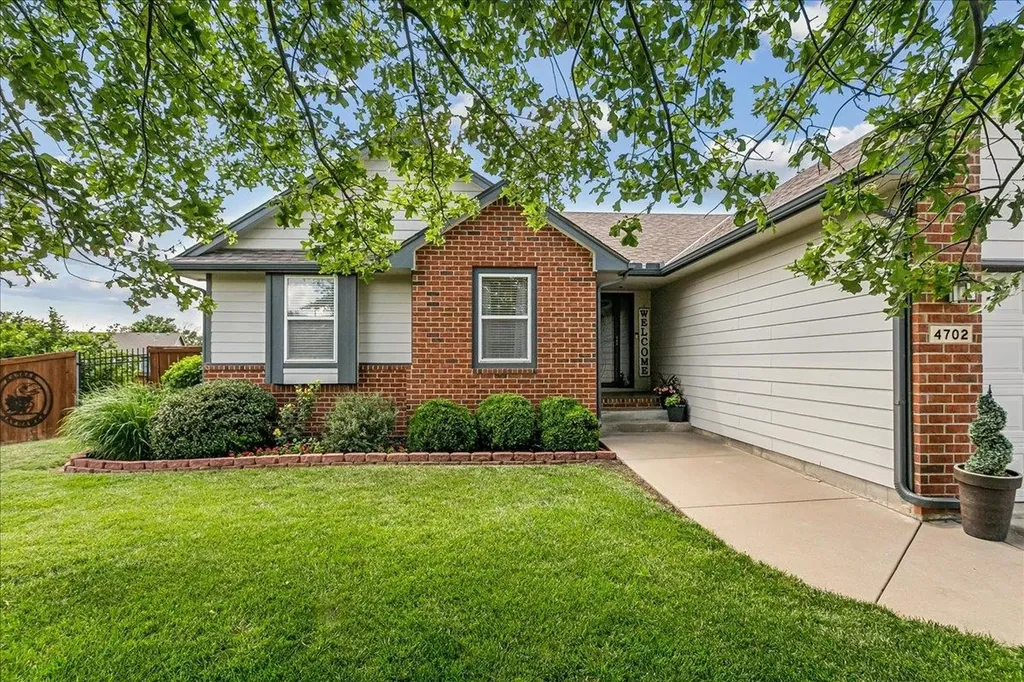 4702 E Eagles Landing Court Wichita KS 67220