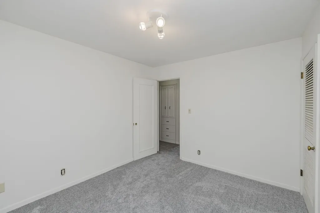7802 E Morris Wichita KS 67207