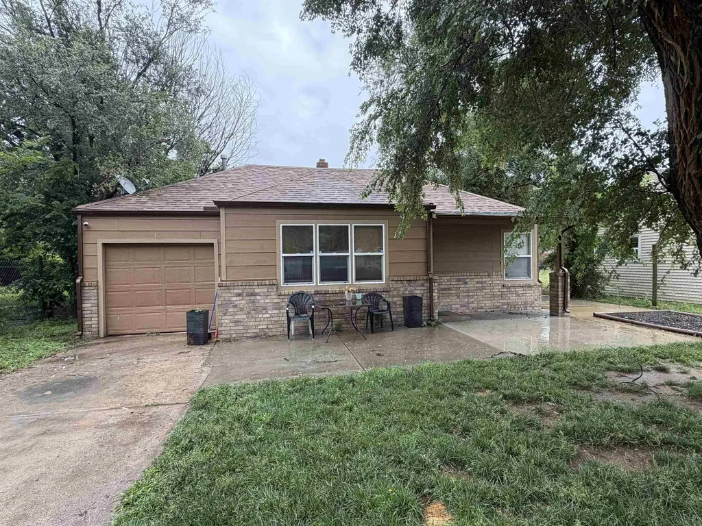 2312 N Minnesota Wichita KS 67219
