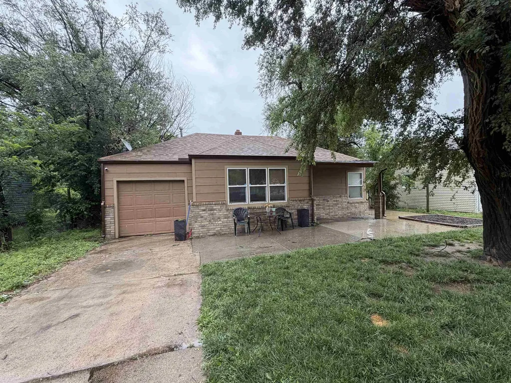 2312 N Minnesota Wichita KS 67219