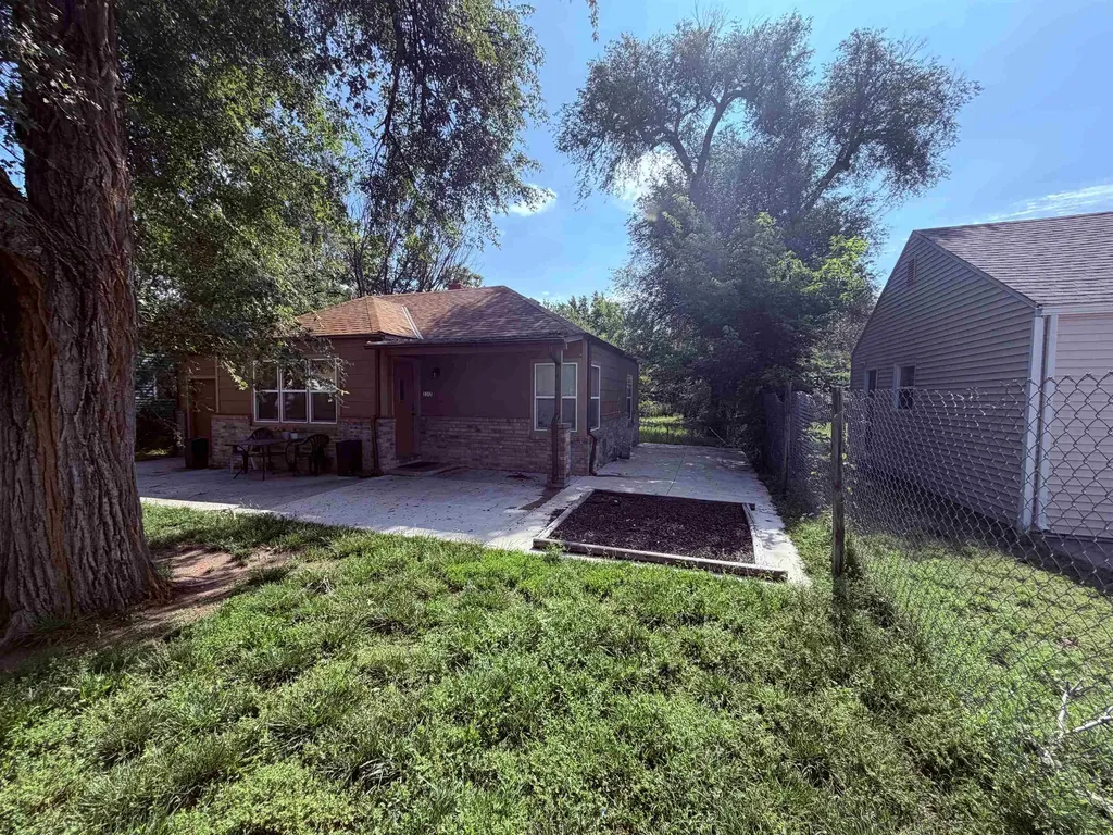 2312 N Minnesota Wichita KS 67219