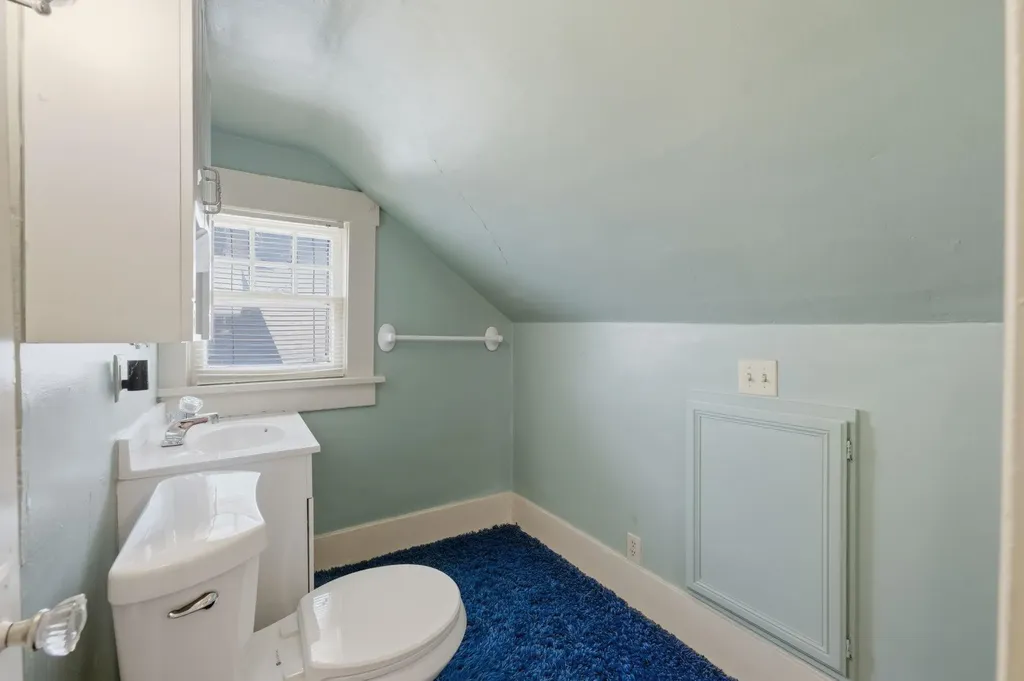 341 S Hillside Avenue Wichita KS 67211