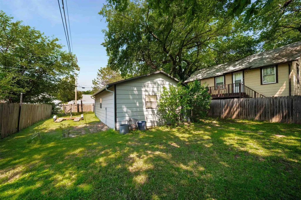 229 S Sedgwick Street Wichita KS 67213