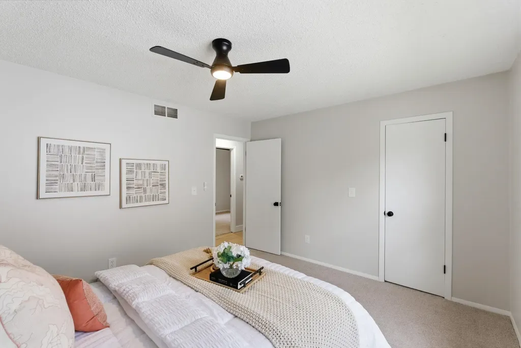 442 N Hickory Lane Valley Center KS 67147