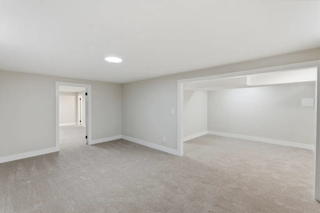 442 N Hickory Lane Valley Center KS 67147