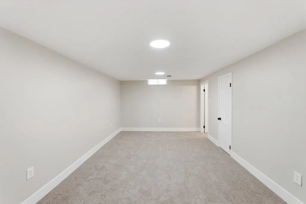 442 N Hickory Lane Valley Center KS 67147