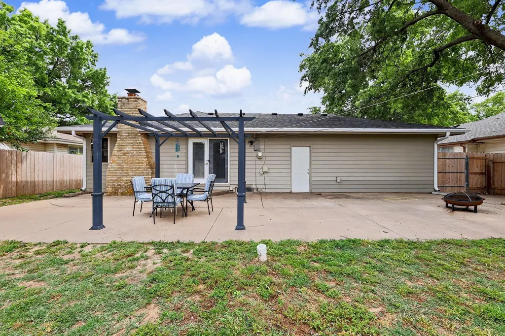 3808 W Cornelison Street Wichita KS 67203
