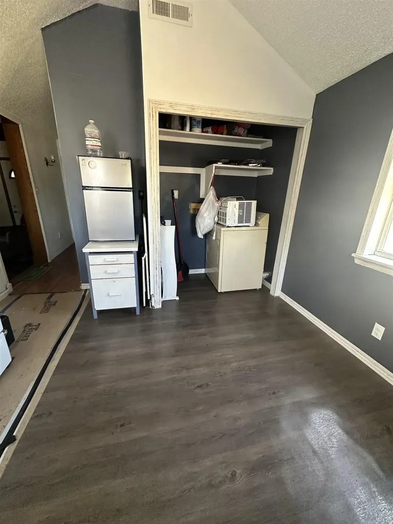 1529 N C Street Wellington KS 67152