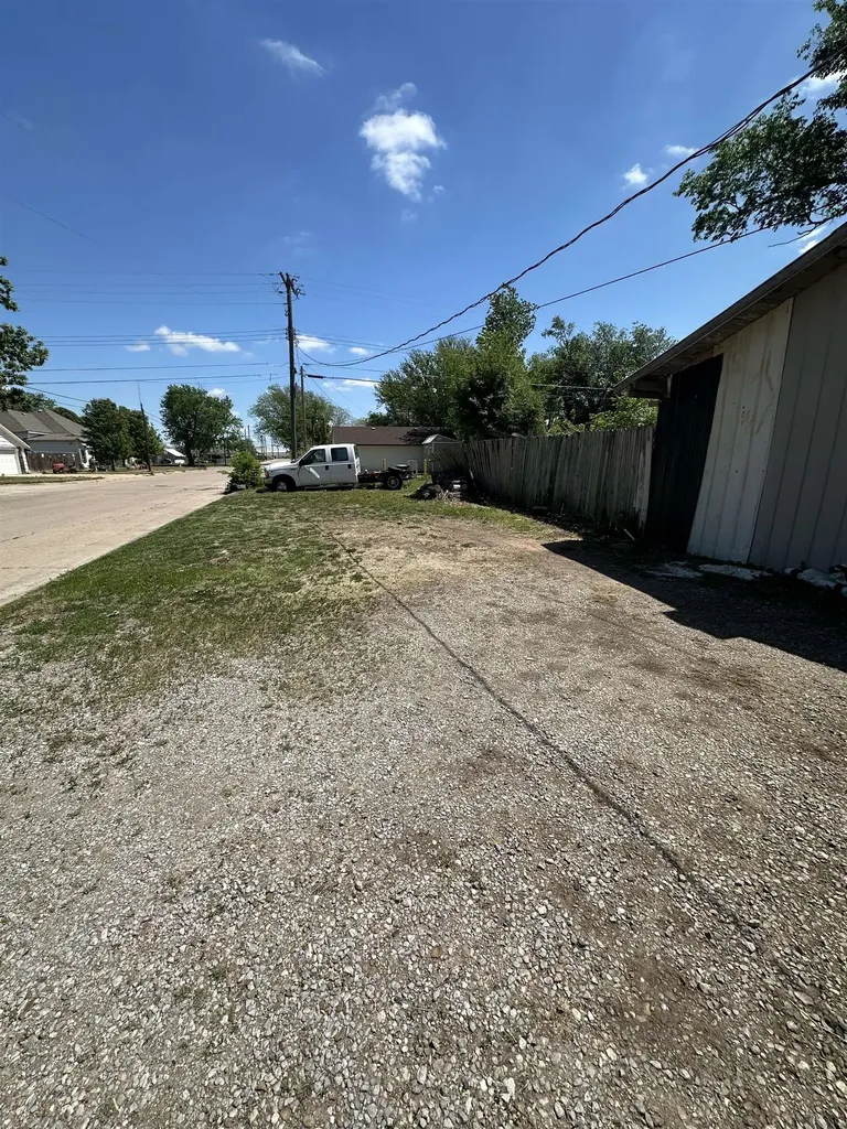 1529 N C Street Wellington KS 67152