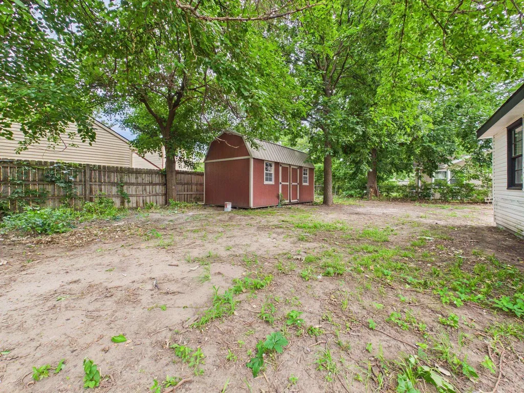 2026 N Litchfield Street Wichita KS 67203