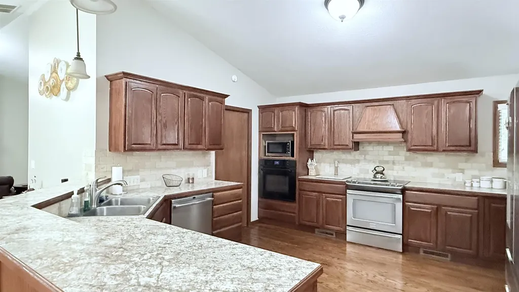 3151 N Somerset Drive Wichita KS 67204