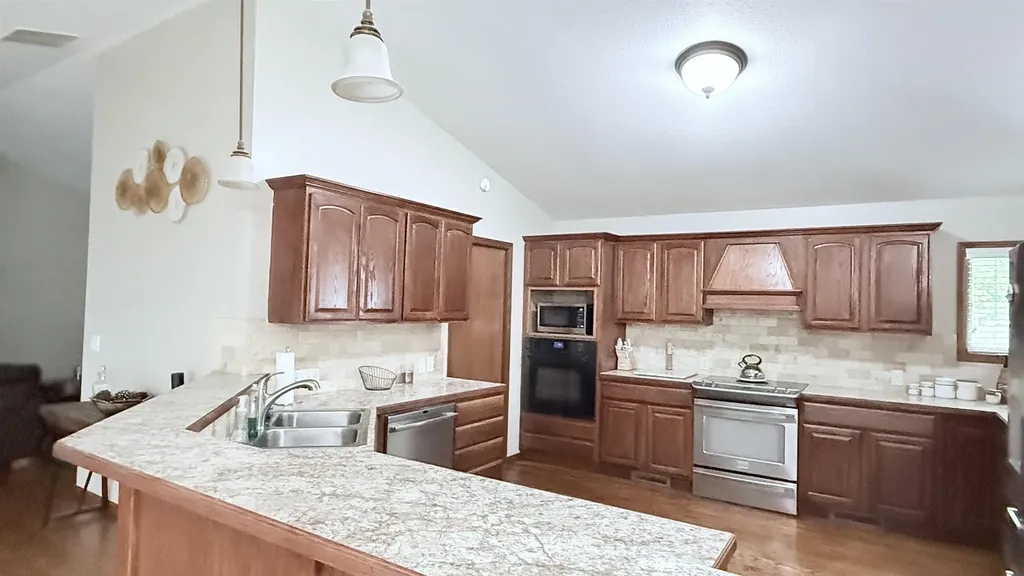 3151 N Somerset Drive Wichita KS 67204