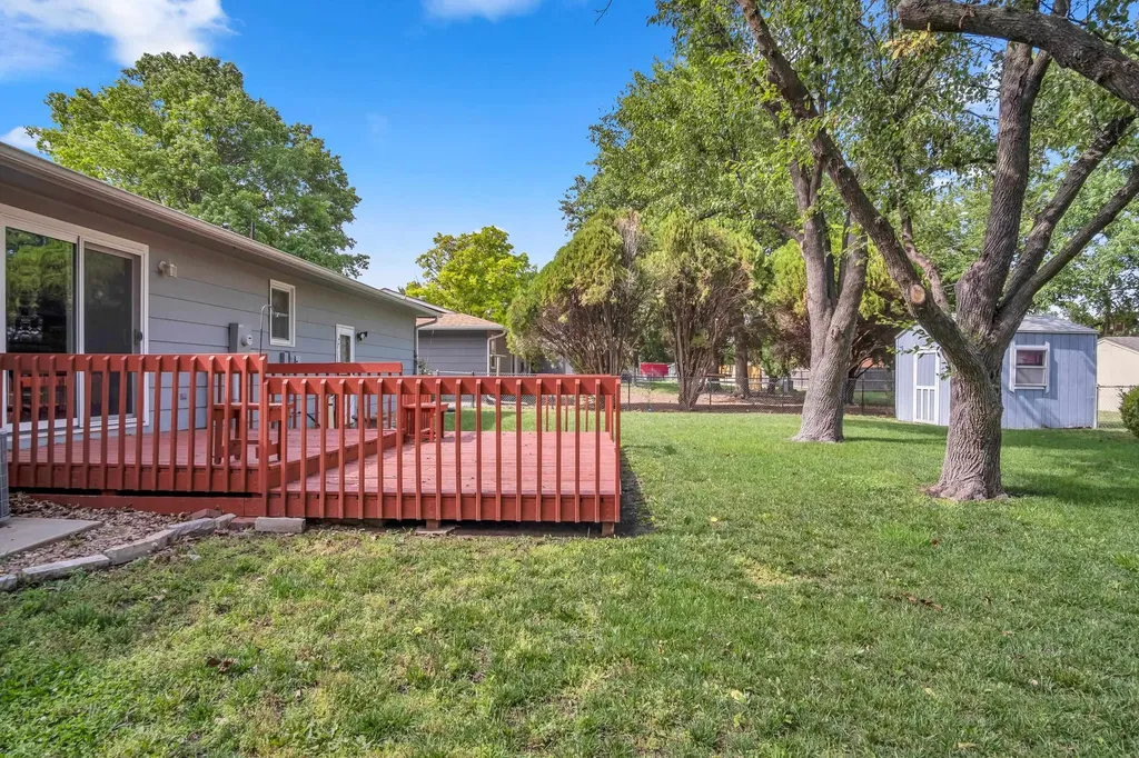 1604 Grandview Court Newton KS 67114