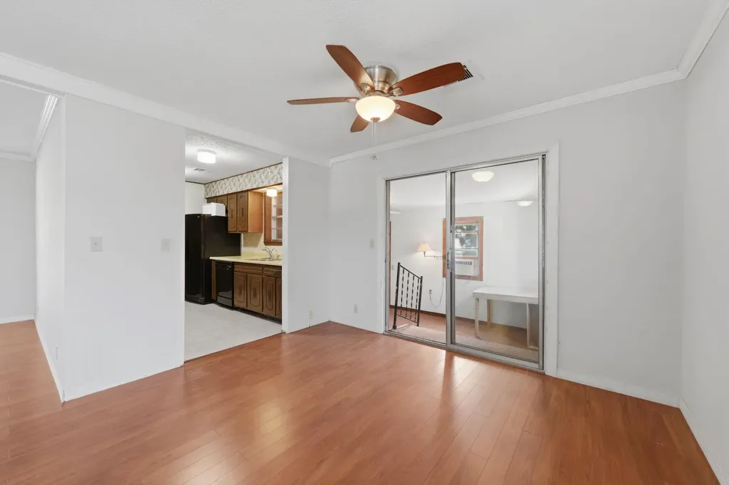 1214 Edgewood Wellington KS 67152