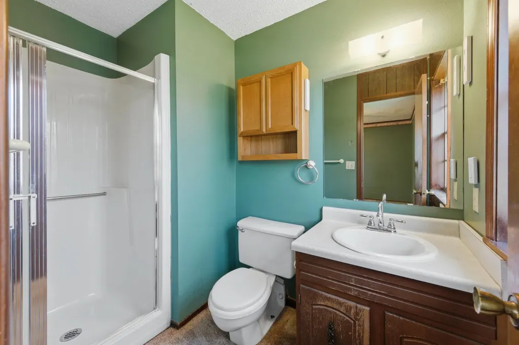 1214 Edgewood Wellington KS 67152