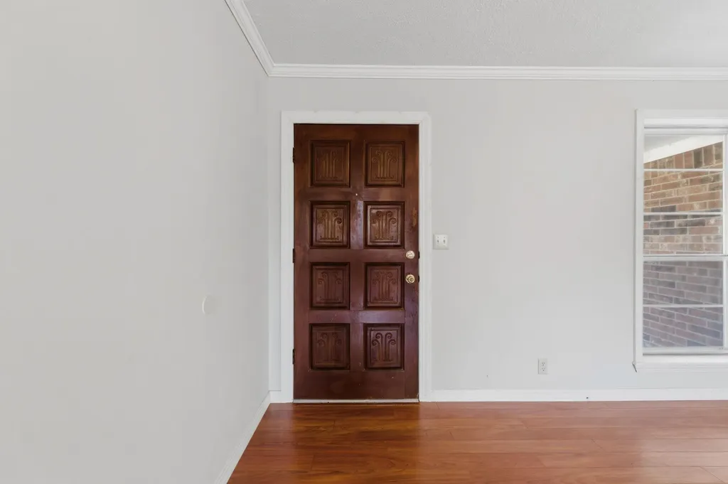 1214 Edgewood Wellington KS 67152