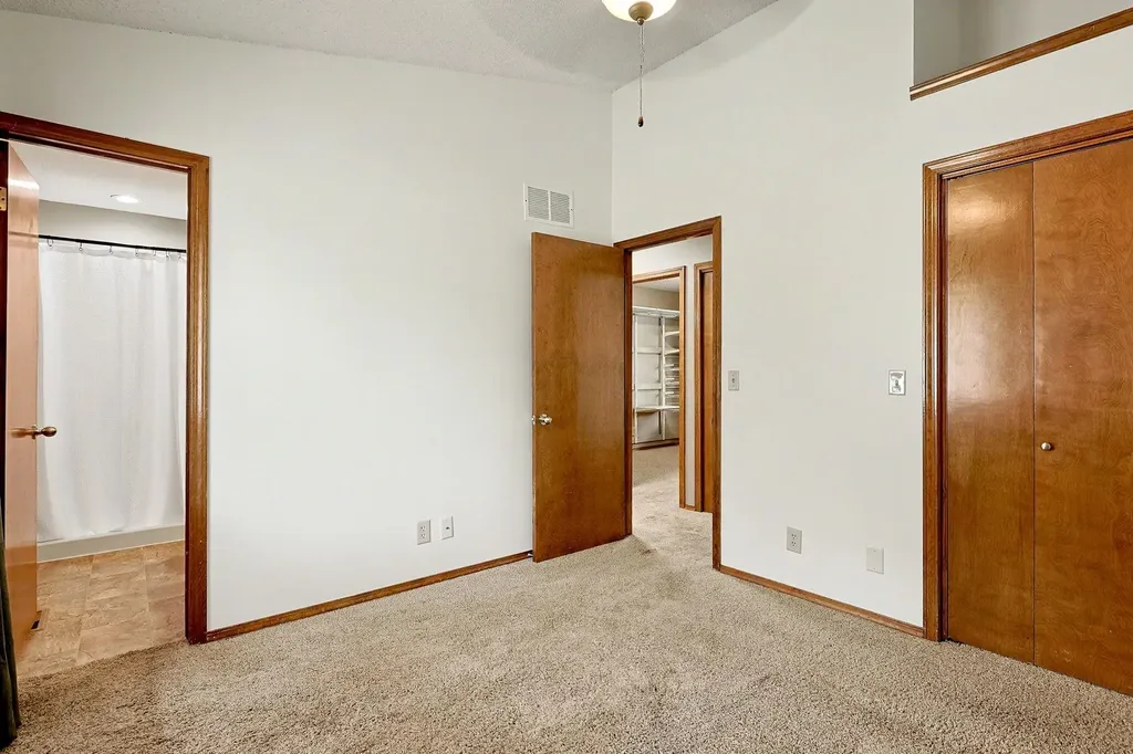 326 N Shefford Wichita KS 67212
