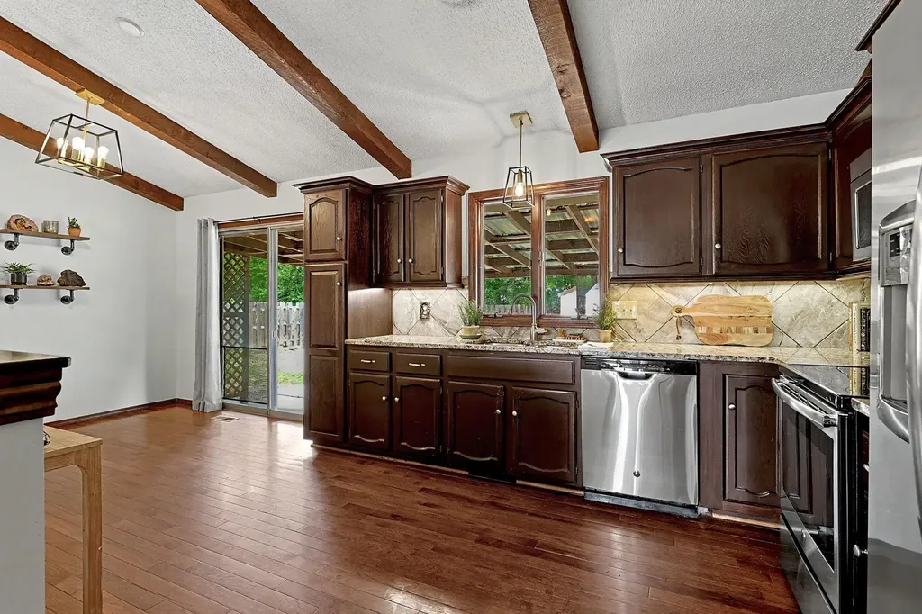 326 N Shefford Wichita KS 67212