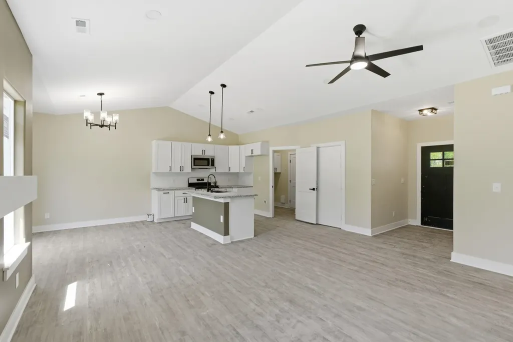 595 S Arbor Valley Way Valley Center KS 67147