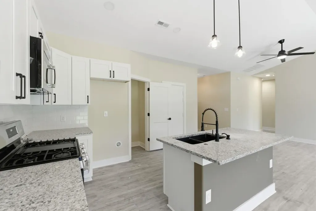 595 S Arbor Valley Way Valley Center KS 67147
