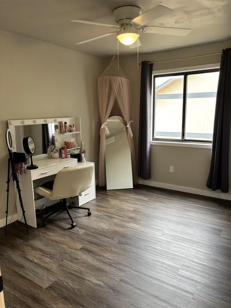 1117 E Redwood Road Derby KS 67037