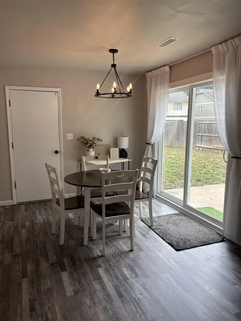 1117 E Redwood Road Derby KS 67037
