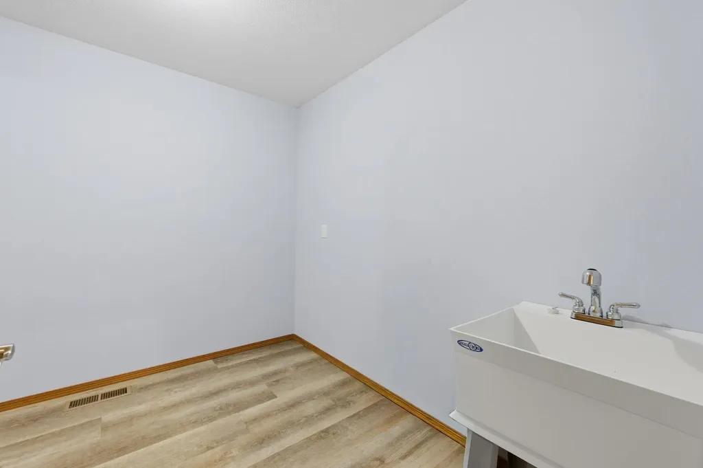 205 N St Nicholas Street Eureka KS 67045