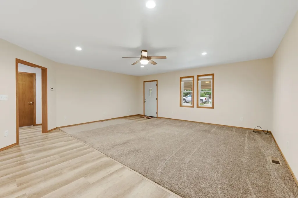 205 N St Nicholas Street Eureka KS 67045