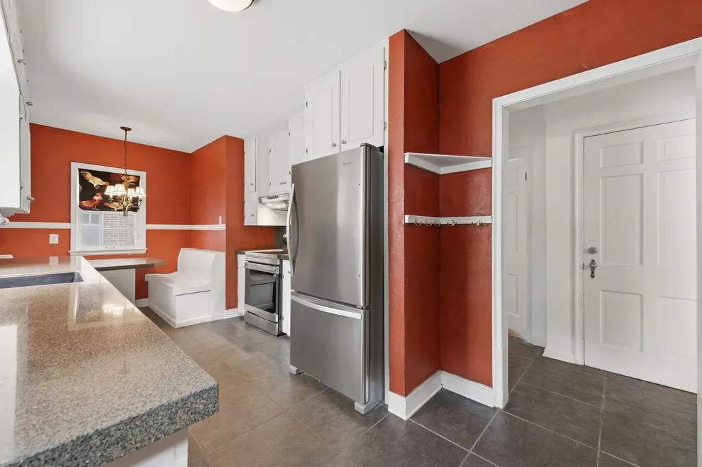 329 S Glendale Avenue Wichita KS 67218