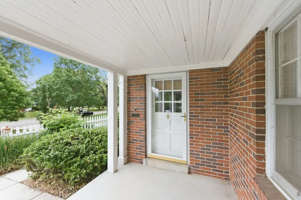 329 S Glendale Avenue Wichita KS 67218