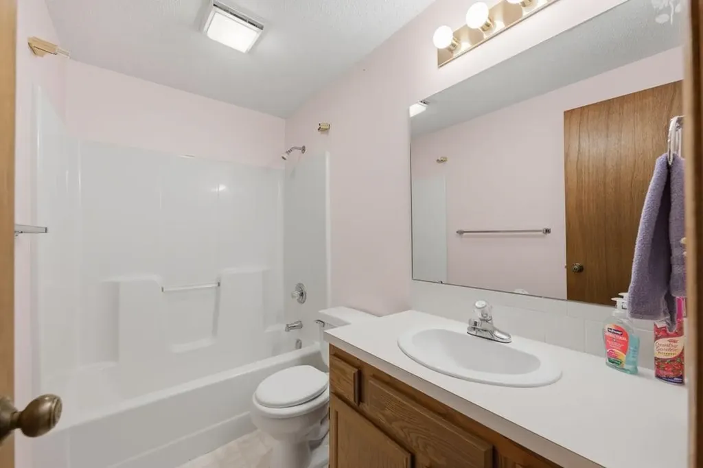 3065 N Hedgetree Street Wichita KS 67226