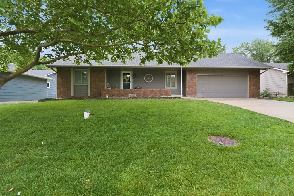 742 Erin Lane Mulvane KS 67110