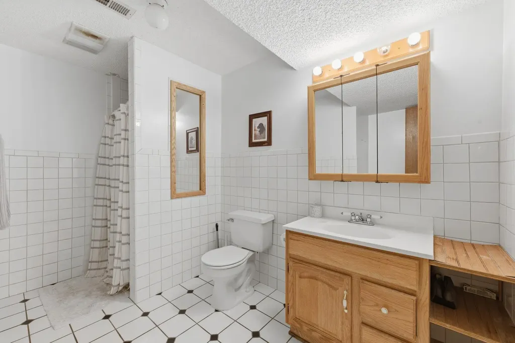 742 Erin Lane Mulvane KS 67110
