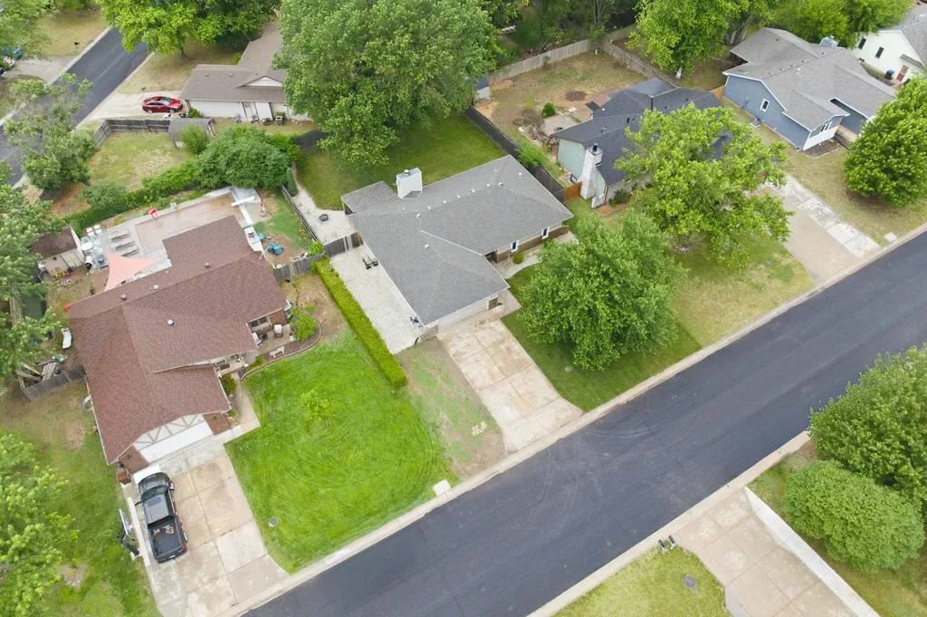709 N Erin Lane Mulvane KS 67110-1228