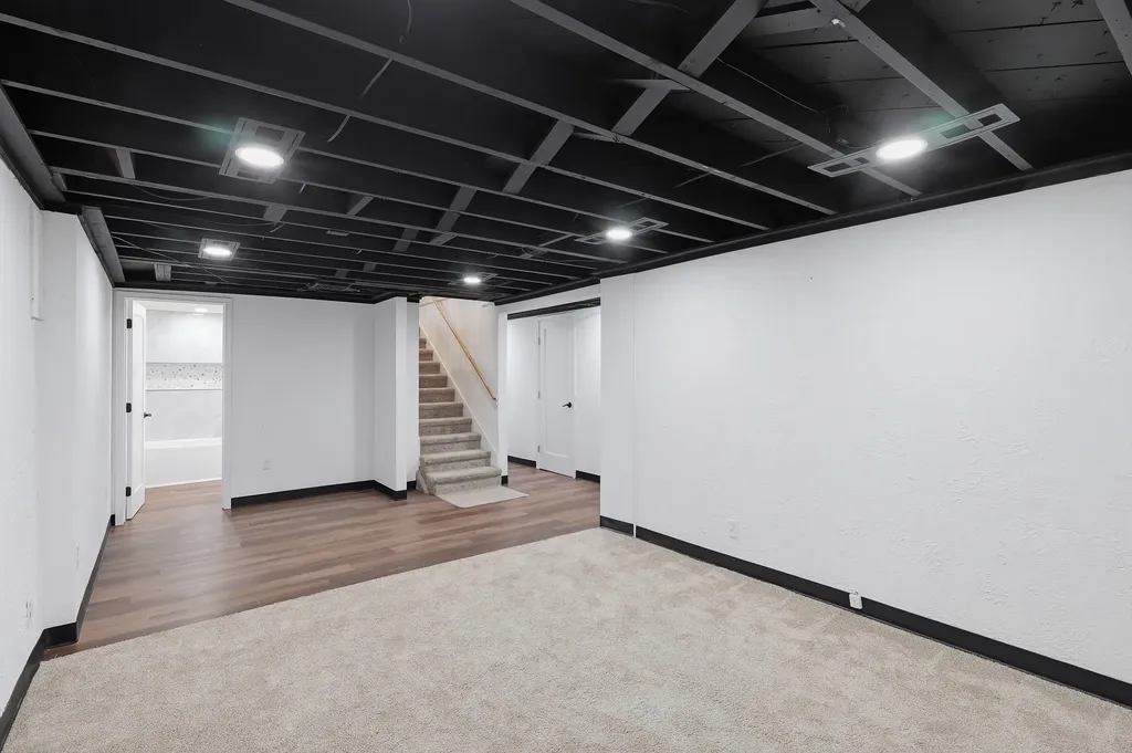 230 S Minneapolis Avenue Wichita KS 67211