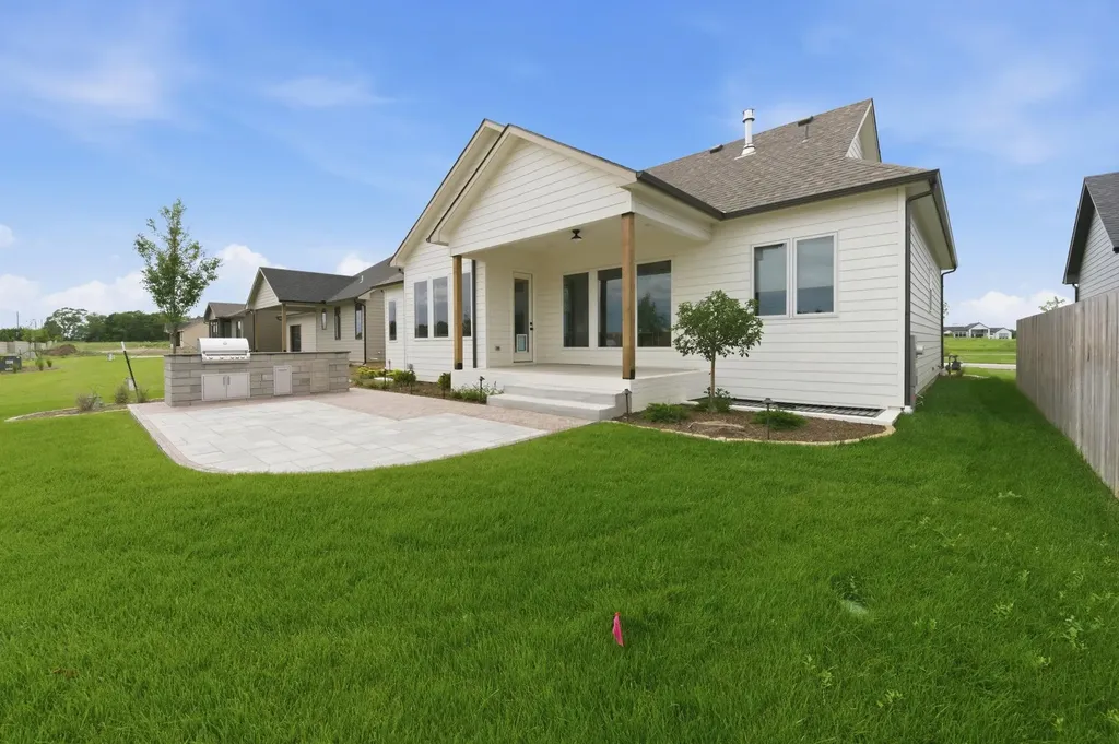 14915 E Peppertree Wichita KS 67230