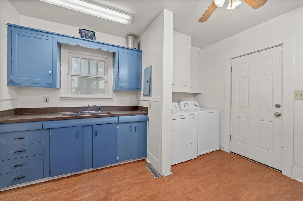 103 W 57th Street N Wichita KS 67204-2101
