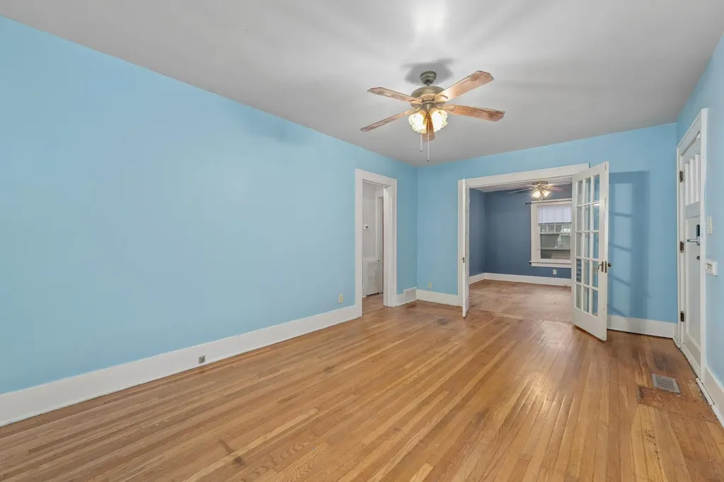103 W 57th Street N Wichita KS 67204-2101