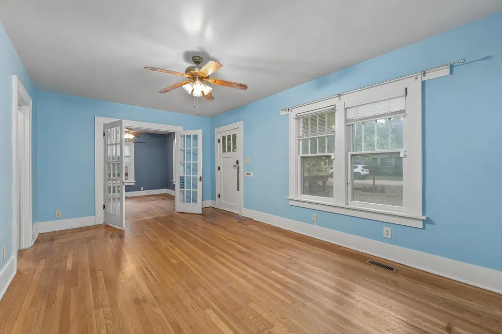 103 W 57th Street N Wichita KS 67204-2101