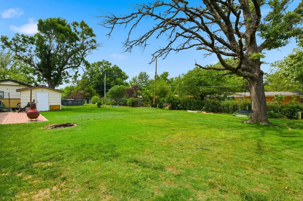 9830 W Hardtner Avenue Wichita KS 67212