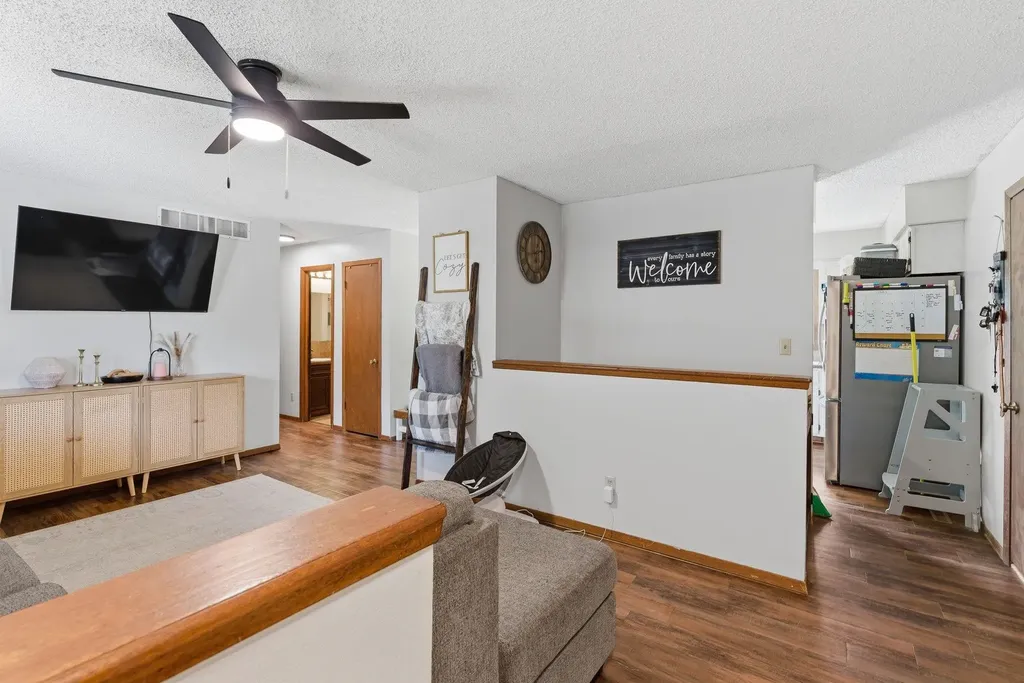 115 W April Drive Mulvane KS 67110