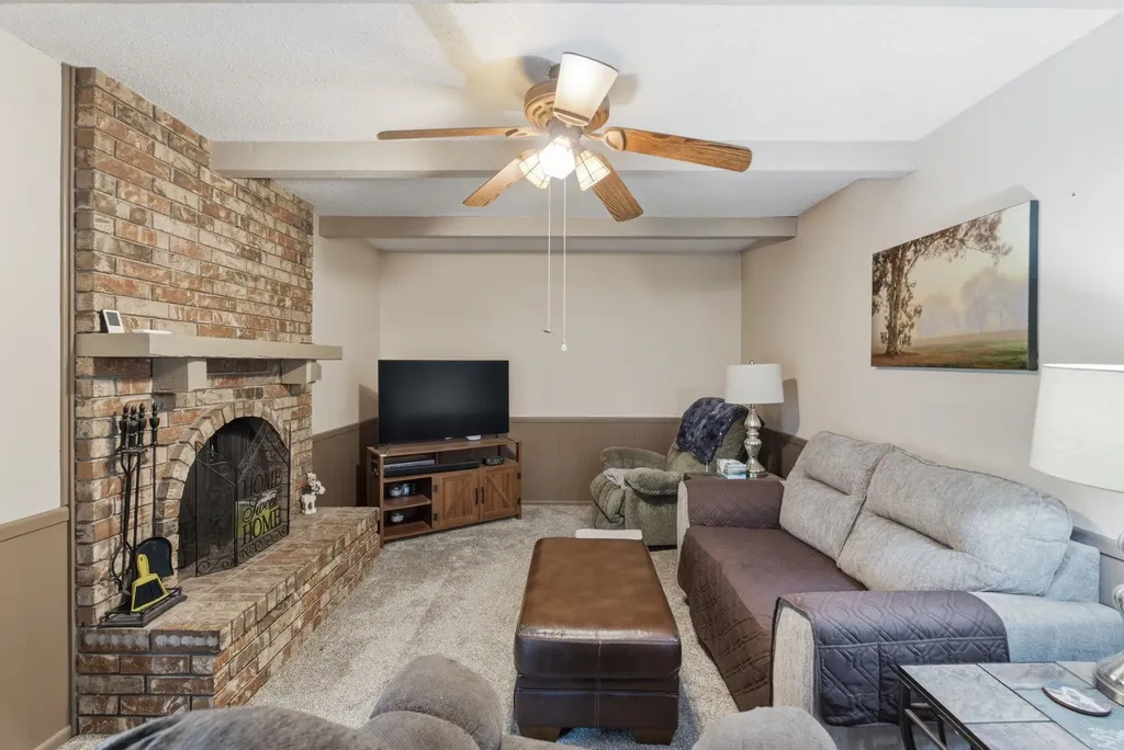 1351 N Peterson Wichita KS 67212