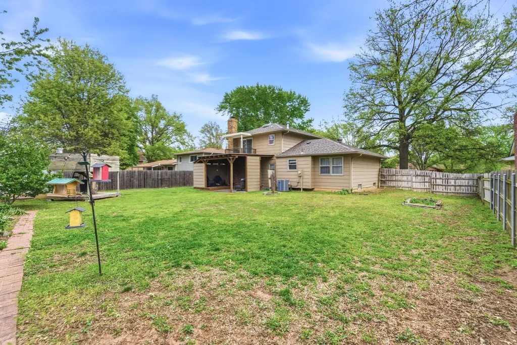 1351 N Peterson Wichita KS 67212
